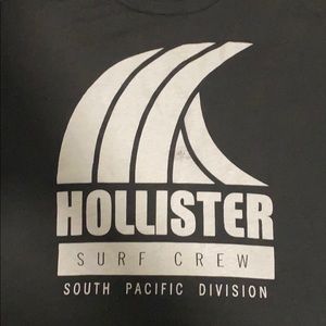 Hollister Tshirt